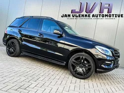 Zwart, metallic lak Gebruikt 2012 Mercedes ML350 AMG SUV | € 26.499 (Goede deal)
