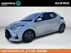 Wit Gebruikt 2022 Toyota Yaris Hybrid Hatchback | € 21.949 (Iets duurder)