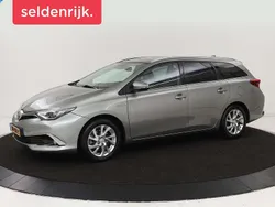 Grijs Gebruikt 2015 Toyota Auris Hybrid Stationwagen | € 10.900 (Eerlijke prijs)