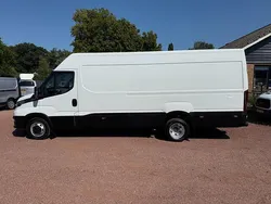 Wit Gebruikt 2020 Iveco Daily Van | € 21.950 (Eerlijke prijs)