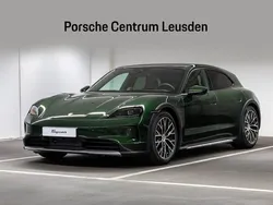 Groen, metallic lak Nieuw 2025 Porsche Taycan Cross Turismo Sedan | € 141.572 (Super prijs)