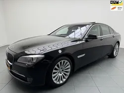 Zwart Gebruikt 2011 BMW 740 Sedan | € 6.950 (Goede deal)