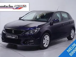 Blauw, metallic lak Gebruikt 2020 Peugeot 308 Active Hatchback | € 13.750 (Eerlijke prijs)