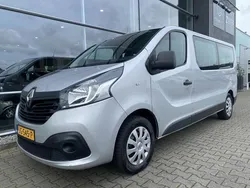 Zilver Gebruikt 2016 Renault Trafic Authentique Van | € 24.995