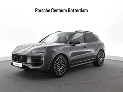 Kwartsietgrijs metallic Gebruikt 2024 Porsche Cayenne SUV | € 122.900 (Eerlijke prijs)