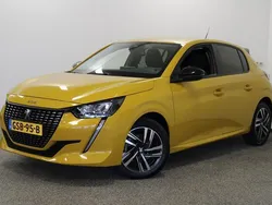 Geel Gebruikt 2023 Peugeot 208 Allure Hatchback | € 18.950 (Super prijs)