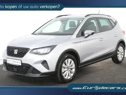 Zilver, metallic lak Gebruikt 2023 Seat Arona SUV | € 20.850 (Eerlijke prijs)