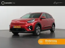 Rood, metallic lak Gebruikt 2022 Kia e-Niro SUV | € 26.835 (Super prijs)