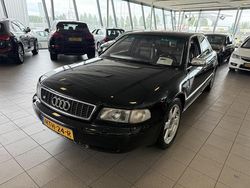 Zwart, metallic lak Gebruikt 1998 Audi S8 Sedan | € 5.390