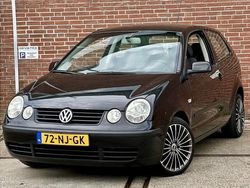 Zwart Gebruikt 2003 VW Polo Comfortline Hatchback | € 1.950 (Eerlijke prijs)