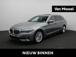 Grijs Gebruikt 2023 BMW 530e Comfort Edition Stationwagen | € 34.900 (Super prijs)