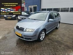 Grijs Gebruikt 2005 Skoda Fabia Hatchback | € 1.450 (Iets duurder)