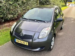 Grijs Gebruikt 2008 Toyota Yaris Terra Hatchback | € 2.699 (Goede deal)