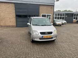 Grijs Gebruikt 2001 Opel Agila Comfort Hatchback | € 1.390 (Iets duurder)