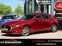 Soul red chrysthal (rood metallic) Gebruikt 2021 Mazda 3 Active Sedan | € 27.800 (Iets duurder)