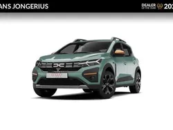 Groen Nieuw 2025 Dacia Sandero Expression Hatchback | € 23.400 (Iets duurder)