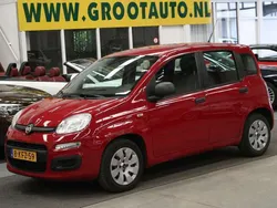 Rood, metallic lak Gebruikt 2013 Fiat Panda Pop Hatchback | € 2.944 (Eerlijke prijs)