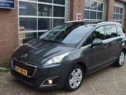Grijs Gebruikt 2016 Peugeot 5008 MPV | € 11.950