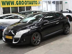Zwart Gebruikt 2011 Renault Mégane Coupé Bose Edition Coupé | € 4.444 (Eerlijke prijs)