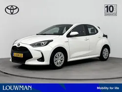 Wit Gebruikt 2021 Toyota Yaris Hybrid Active Hatchback | € 20.750 (Eerlijke prijs)