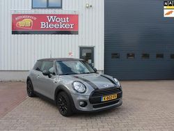 Grijs Gebruikt 2015 Mini ONE Hatchback | € 12.450 (Eerlijke prijs)