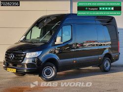 Zwart Gebruikt 2023 Mercedes Sprinter Van | € 28.950 (Goede deal)