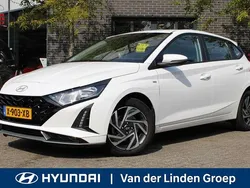 Wit Gebruikt 2024 Hyundai i20 Comfort Hatchback | € 22.950 (Eerlijke prijs)