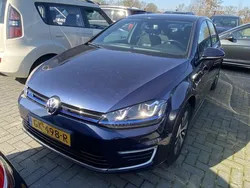 Blauw Gebruikt 2015 VW Golf VII GTE Hatchback | € 6.950