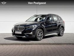 Saphirschwarz metallic (zwart metallic) Gebruikt 2020 BMW X1 Comfort Edition SUV | € 31.900 (Iets duurder)
