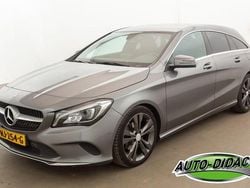 Grijs Gebruikt 2017 Mercedes 200 Edition Stationwagen | € 12.700