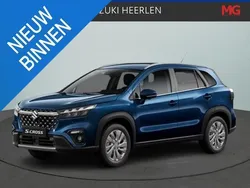 Blauw, metallic lak Nieuw 2025 Suzuki SX4 S-Cross SUV | € 33.998 (Eerlijke prijs)