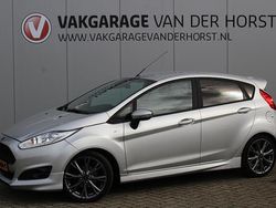 Zilver Gebruikt 2016 Ford Fiesta ST-Line Hatchback | € 9.430 (Iets duurder)