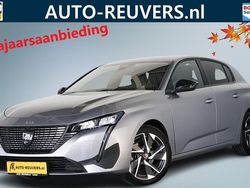 Grijs Gebruikt 2024 Peugeot 308 Allure Hatchback | € 22.750