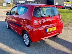 Rood Gebruikt 2010 Suzuki Alto Exclusive Hatchback | € 3.299 (Goede deal)