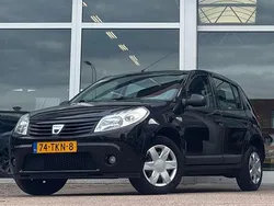 Zwart Gebruikt 2012 Dacia Sandero Hatchback | € 3.194 (Eerlijke prijs)