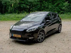 Zwart Gebruikt 2017 Ford Fiesta ST-Line Hatchback | € 13.250 (Duur)