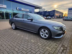Grijs Gebruikt 2018 Mercedes E250 Premium Plus Sedan | € 28.600 (Super prijs)