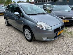 Grijs Gebruikt 2006 Fiat Grande Punto Dynamic Hatchback | € 2.250 (Duur)