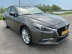 Grijs Gebruikt 2017 Mazda 3 Hatchback | € 14.750 (Eerlijke prijs)