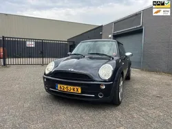 Zwart Gebruikt 2006 Mini ONE Seven Hatchback | € 2.750 (Eerlijke prijs)