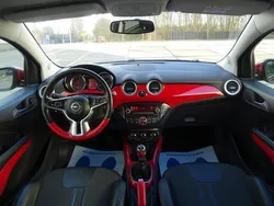 Zwart Gebruikt 2013 Opel Adam Glam Hatchback | € 7.250 (Eerlijke prijs)