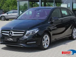 Zwart Gebruikt 2017 Mercedes B220 Business MPV | € 16.950