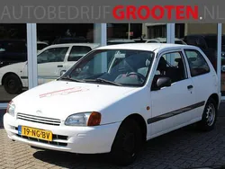 Wit Gebruikt 1999 Toyota Starlet Hatchback | € 999 (Eerlijke prijs)