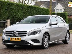 Grijs Gebruikt 2014 Mercedes A180 Prestige Hatchback | € 14.995 (Eerlijke prijs)