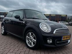 Zwart Gebruikt 2011 Mini Cooper Chili Hatchback | € 4.200 (Eerlijke prijs)