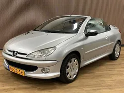Grijs Gebruikt 2008 Peugeot 206 CC Quiksilver Cabriolet | € 2.495
