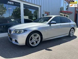 Grijs Gebruikt 2013 BMW 520 M Sport Sedan | € 13.950 (Eerlijke prijs)