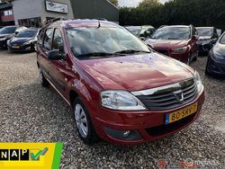 Rood Gebruikt 2012 Dacia Logan MCV MPV | € 5.550 (Iets duurder)