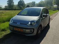 Grijs Gebruikt 2014 VW up! Groove Hatchback | € 8.500 (Eerlijke prijs)