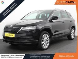 Zwart Gebruikt 2022 Skoda Karoq Style SUV | € 31.890 (Eerlijke prijs)